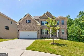 3229 Bowlin Dr, Fairburn, GA 30213