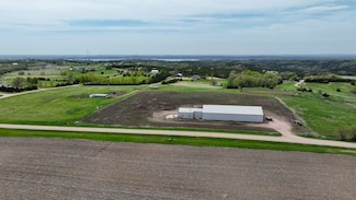 121 Cedar Hills Rd, Yankton, SD 57078