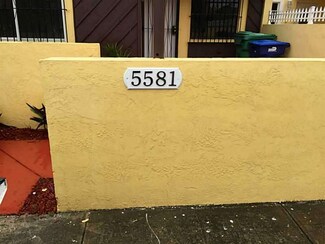 5581 NW 194th Ln, Miami Gardens, FL 33055