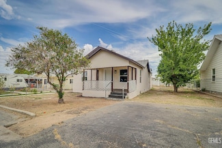 710 Fillmore St, Taft, CA 93268