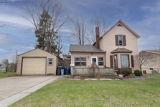 615 Saginaw St, Vassar, MI 48768