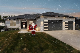 14417 Catalpa Dr, Urbandale, IA 50323