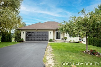 7995 Gator Trail NE, Rockford, MI 49341