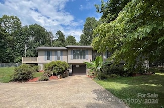 8623 Nc 226 S, Nebo, NC 28761