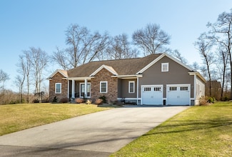 95 Winslow Way, Swansea, MA 02777