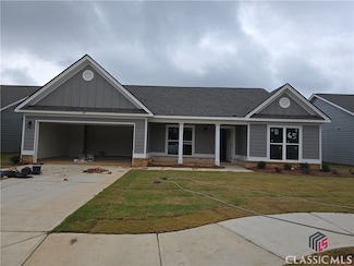184 Champions Ln, Winder, GA 30680