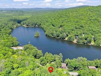 81 Gerald Dr, Newbury, NH 03255