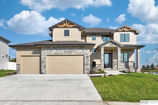10109 Laramie St, Papillion, NE 68046