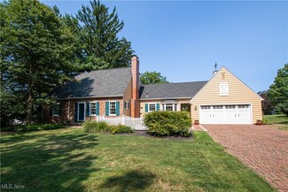 277 Hartford Dr, Hudson, OH 44236