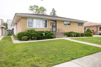 8226 Kenton Ave, Skokie, IL 60076