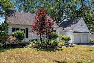 9461 Greiner Rd, Clarence, NY 14031