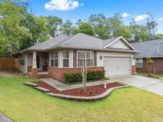 1438 Towhee Canyon Dr, Cantonment, FL 32533