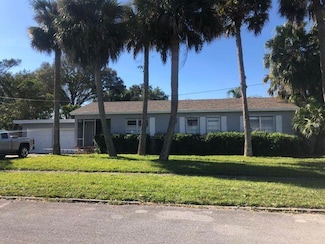 1102 S 8th St, Fort Pierce, FL 34950