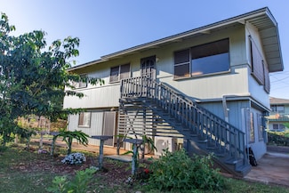 4486 Iona Rd, Hanapepe, HI 96716
