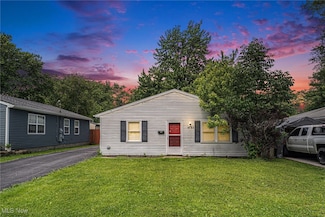 1492 Ansonia Ave, Madison, OH 44057