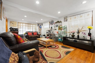 439 Vane St, Revere, MA 02151