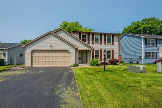 11 Brightwoods Ln, Rochester, NY 14623
