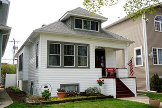 4668 N Kasson Ave, Chicago, IL 60630