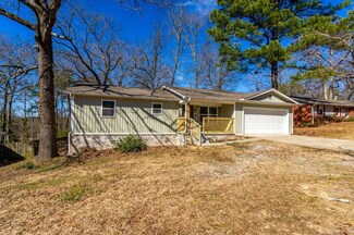 2704 W Greenbrier, Benton, AR 72015