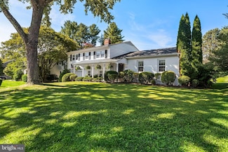 8422 Tally Ho Rd, Lutherville Timonium, MD 21093