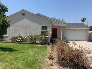 10755 Floralita Ave, Sunland, CA 91040