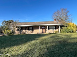 2220 Mccullough Rd, Louisville, MS 39339