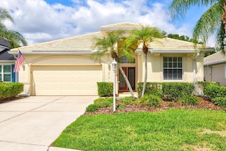 8412 Whispering Woods Ct, Lakewood Ranch, FL 34202