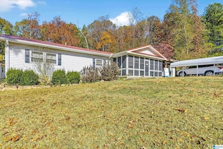 211 E Medders Dr, Anniston, AL 36206