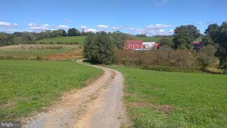 72 Dogwood Rd, Hamburg, PA 19526