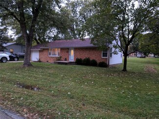 514 E 3rd St, Adrian, MO 64720