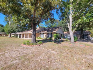 154 Charles St, Trinity, TX 75862