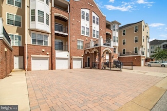 8612 Wintergreen Ct Unit 403, Odenton, MD 21113