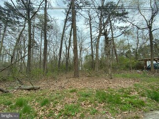 433 Poplar Rd, Commercial Township, NJ 08332