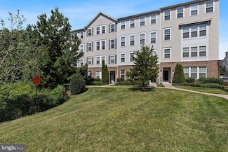 14816 Mason Creek Cir, Woodbridge, VA 22191