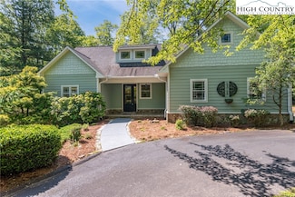 124 Meadow View Rd, Glade Valley, NC 28627