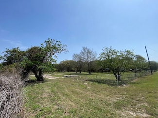 1740 12th St, Ingleside, TX 78362