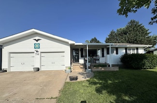 716 S Kansas Ave, Bucklin, KS 67834