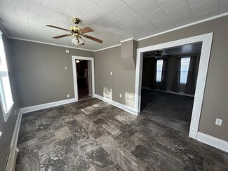 405 Park St S, Fairfax, MN 55332