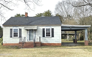 410 E Main St, Whitakers, NC 27891