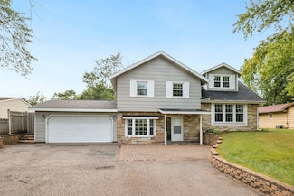 6840 Brookview Dr NE, Minneapolis, MN 55432