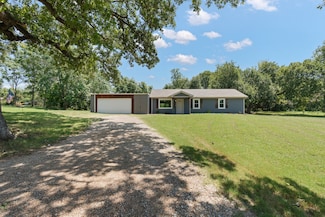 3821 High Meadows Dr, Alvarado, TX 76009