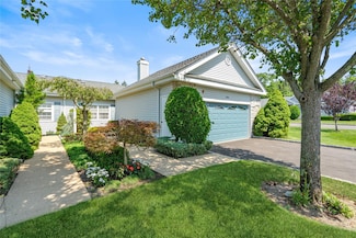 575 Mirror Pond Ct, Moriches, NY 11955