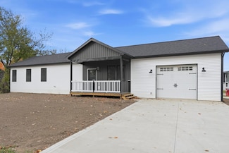 326 W Church St, Argos, IN 46501