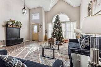 1223 NE Cardinal Cir, Lees Summit, MO 64064