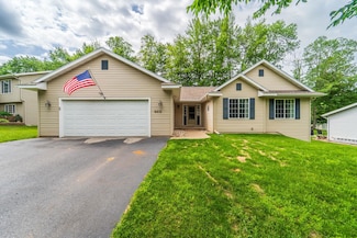6615 Cavin Dr, Wausau, WI 54401