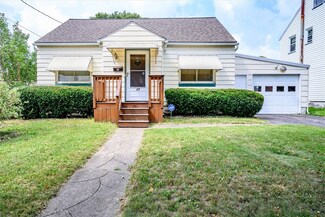 17 Maltby St, Rochester, NY 14606