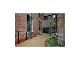 723 May St Unit 429, Kansas City, MO 64105