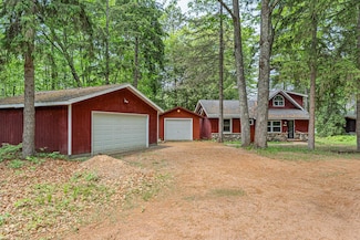 14082 Crawling Stone Dr, Lac Du Flambeau, WI 54538