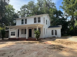 210 W Evans St, Bainbridge, GA 39819