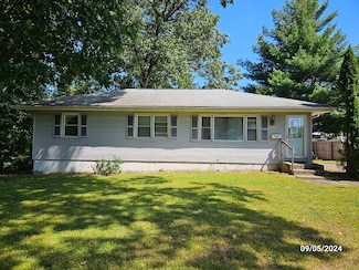 109 9th Ave, Chicopee, MA 01020